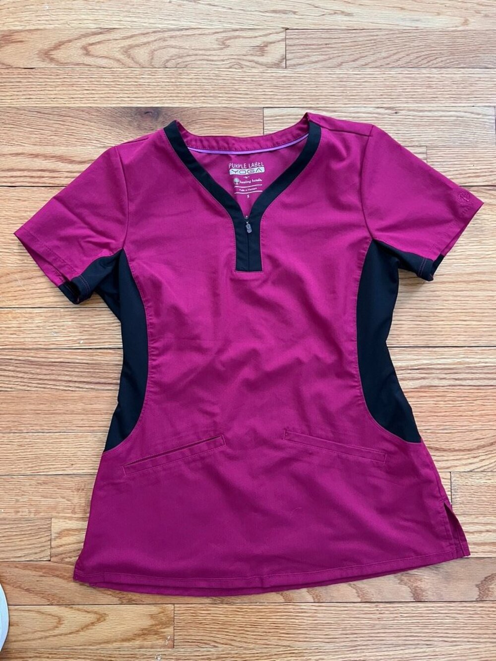 Healing Hands Purple Label Yoga Scrub Top | Women’s Small | Berry Pink & Black